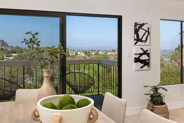 La Jolla, CA 92037,6635 Caminito Scioto