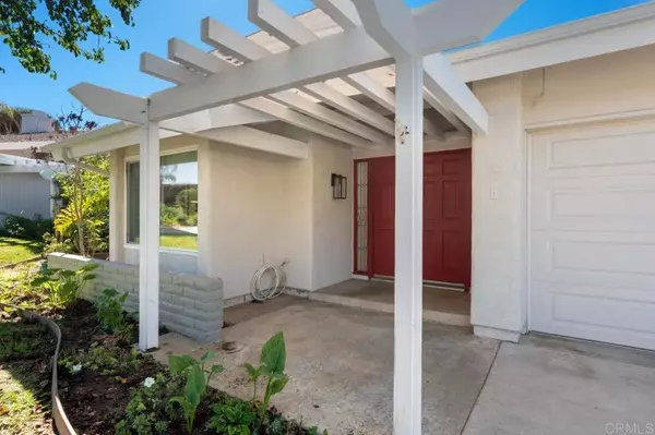 La Jolla, CA 92037,2163 Caminito San Martin