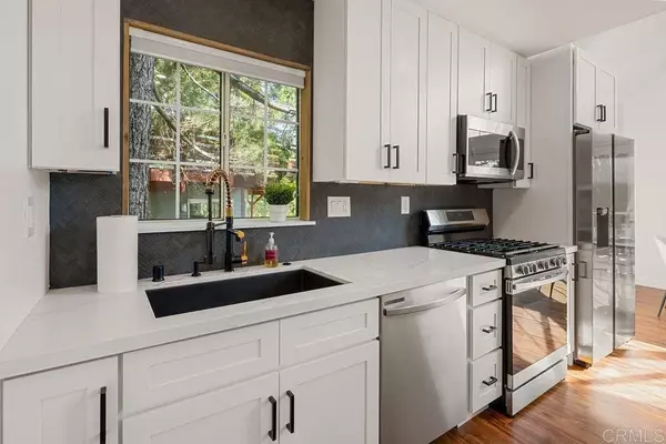 Lake Arrowhead, CA 92352,1104 N Grass Valley Rd