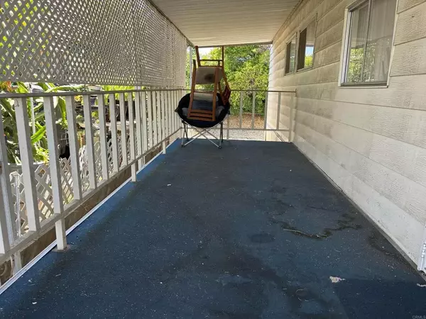 Vista, CA 92083,718 Sycamore #23