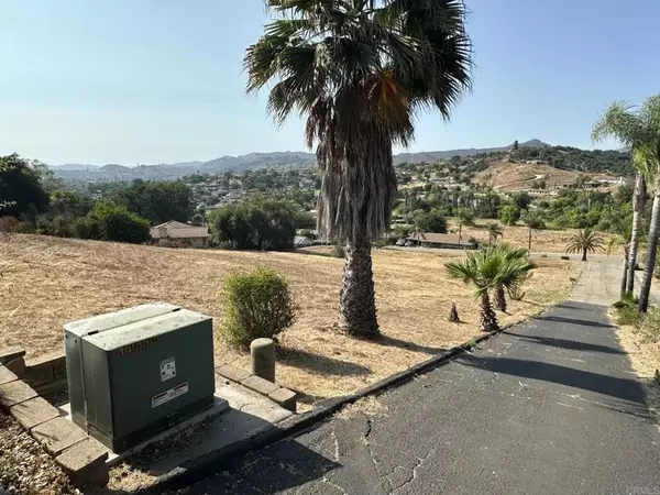 3009 Reed Rd., Escondido, CA 92027