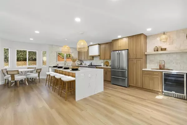 San Diego, CA 92130,3936 Ambervale Ter