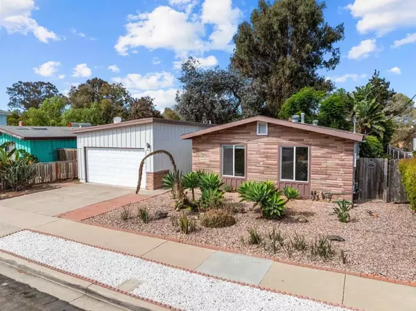 San Diego, CA 92117,5052 Capehart Street