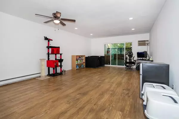 San Diego, CA 92119,8765 Lake Murray Boulevard #9