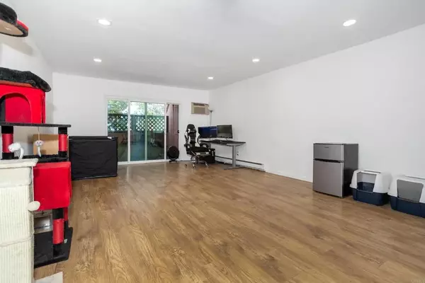 San Diego, CA 92119,8765 Lake Murray Boulevard #9