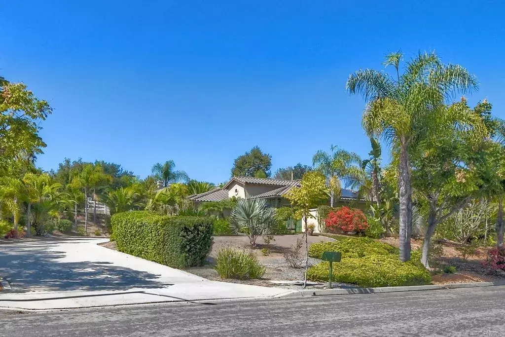 Vista, CA 92081,1701 Hilo Drive