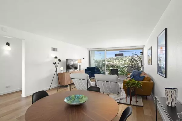 San Diego, CA 92109,4944 Cass Street #1003