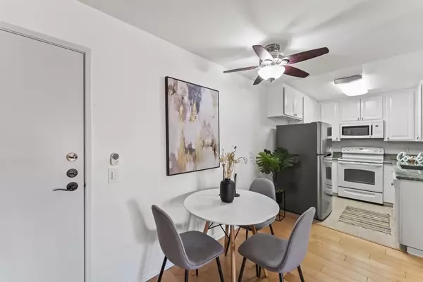 San Diego, CA 92122,6330 Genesee Ave #220