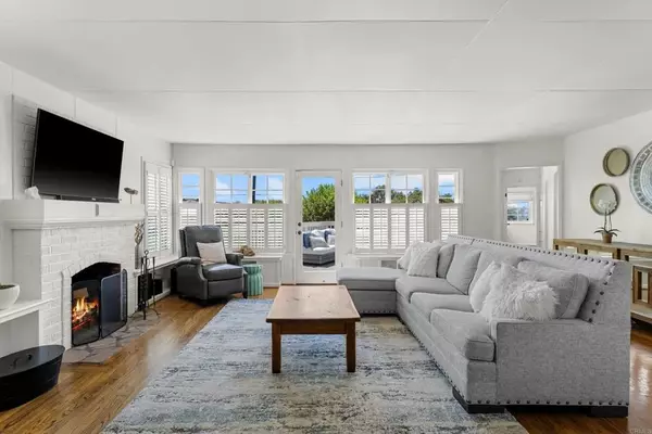 La Jolla, CA 92037,5504 Linda Rosa Avenue