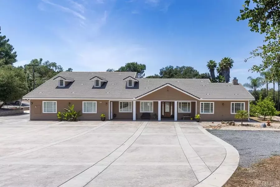 10166 Rancho Roble Rd., Escondido, CA 92026