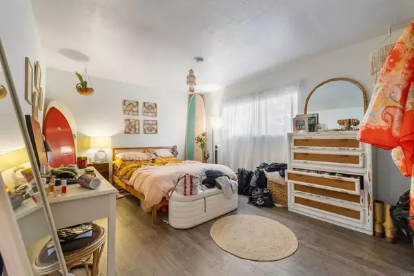 Encinitas, CA 92024,943 Bracero Road