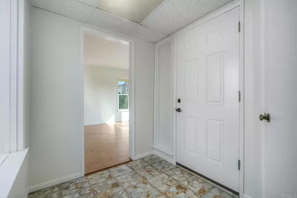 Oceanside, CA 92054,2428 Dunstan Street