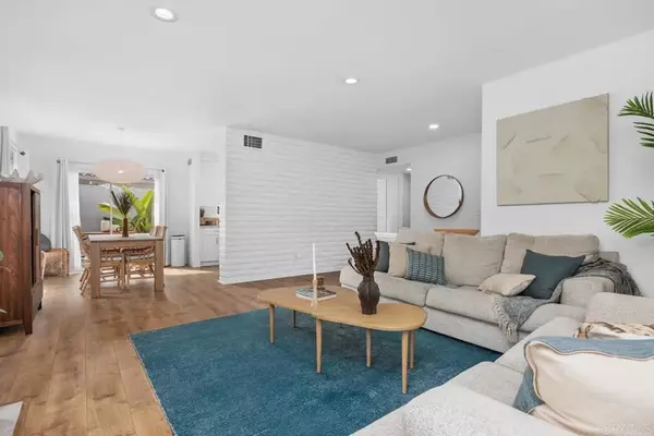 Carlsbad, CA 92009,7021 Estrella De Mar Rd