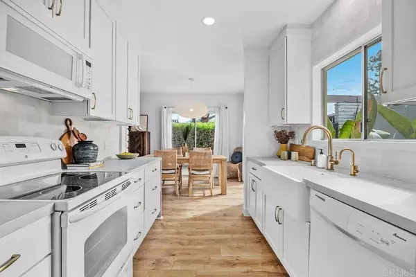 Carlsbad, CA 92009,7021 Estrella De Mar Rd