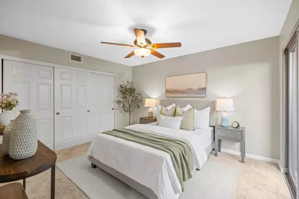 San Diego, CA 92109,1812 Grand Avenue