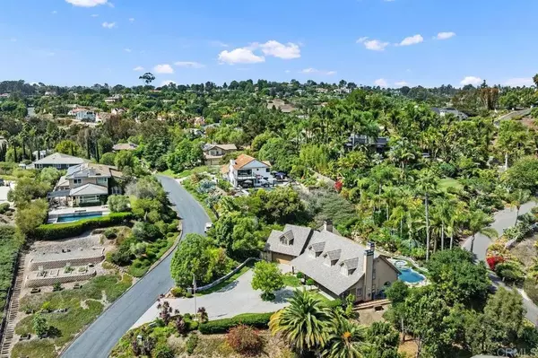 Encinitas, CA 92024,2946 Crystal Ridge Road