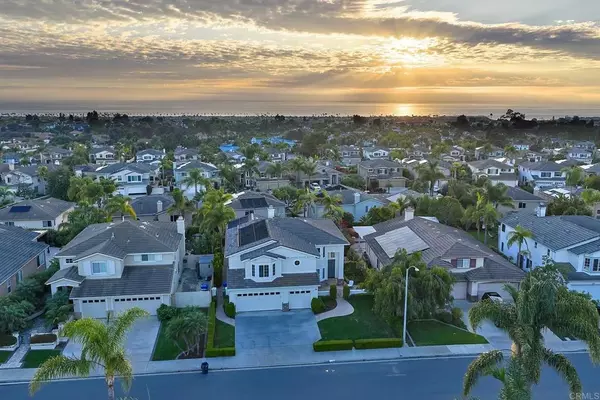 Carlsbad, CA 92011,6729 Lonicera Street