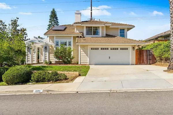 1323 Greenway Rise, Escondido, CA 92027