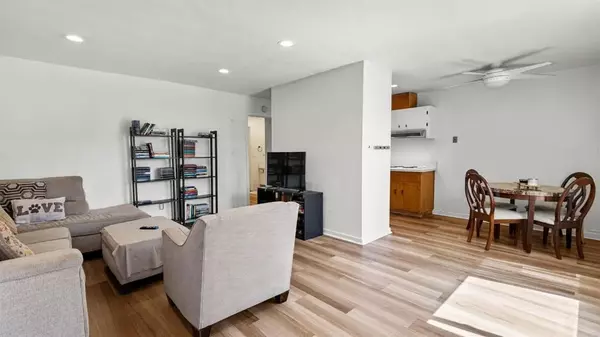 540 Oakdale Lane #A, El Cajon, CA 92021