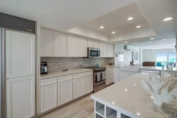 Solana Beach, CA 92075,135 S Sierra Avenue #33