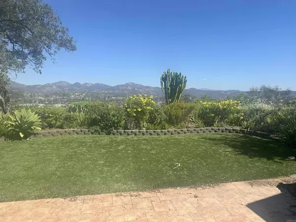 Poway, CA 92064,13539 Pequot Drive