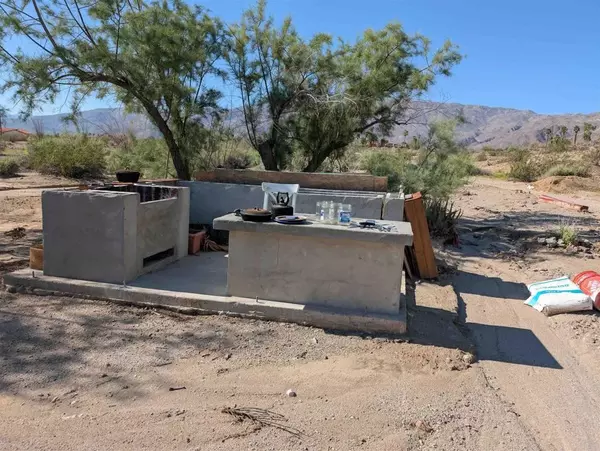Borrego Springs, CA 92004,45 Rocking Chair