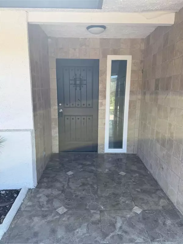 Valley Center, CA 92082,11927 Keys Creek Rd