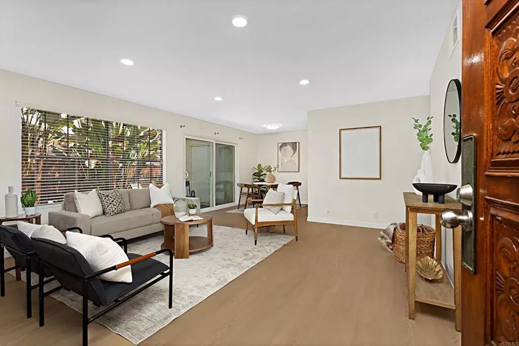 Escondido, CA 92025,1651 S Juniper Street #217