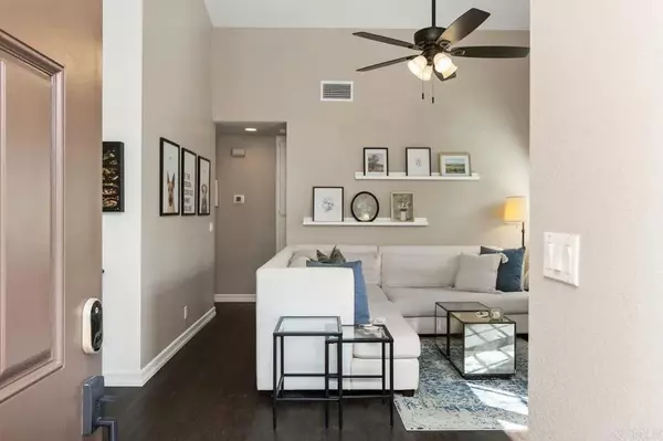 Carlsbad, CA 92009,2806 Cacatua Street #A