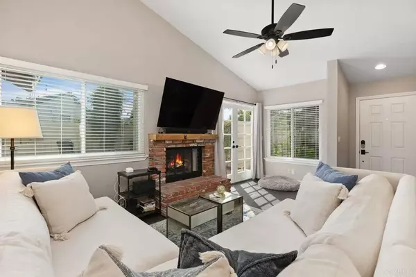 Carlsbad, CA 92009,2806 Cacatua Street #A