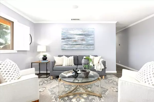 Carlsbad, CA 92009,3137 Avenida Topanga