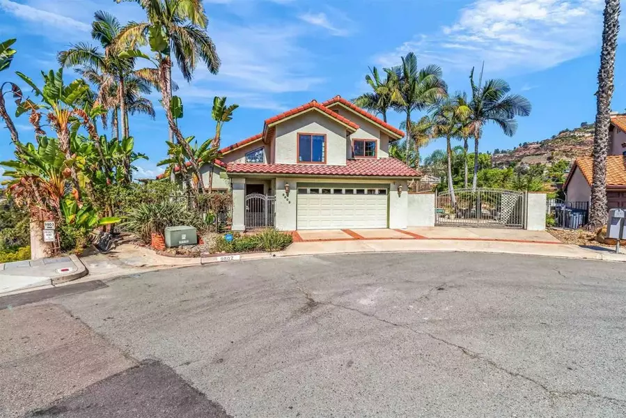 9802 Lyncarol Drive, La Mesa, CA 91941