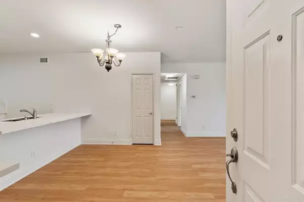 12368 Carmel Country Rd #D207, San Diego, CA 92130