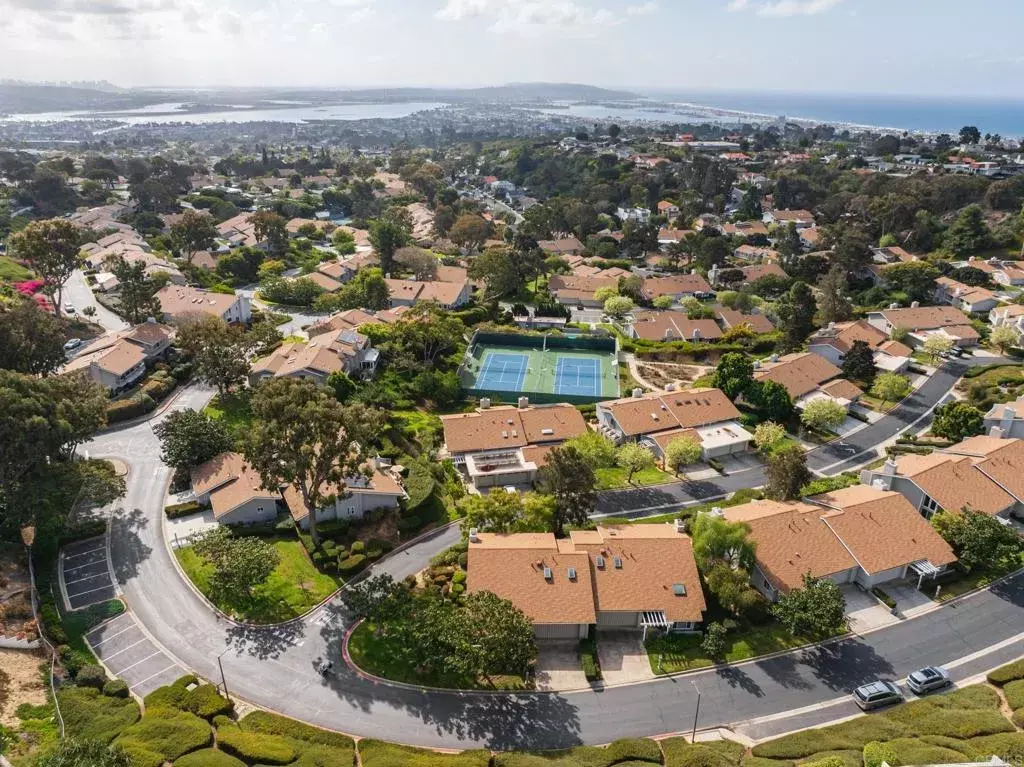 La Jolla, CA 92037,2173 Caminito San Martin