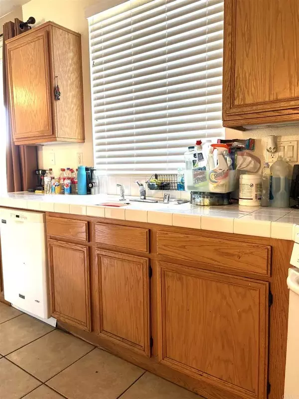 Lake Elsinore, CA 92532,33510 Cedar Creek Lane