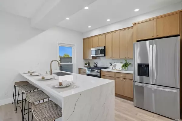 Encinitas, CA 92024,157 Grandview Street