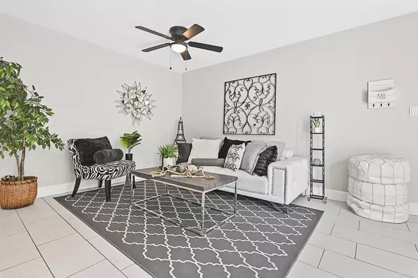 San Diego, CA 92117,6666 Beadnell Way