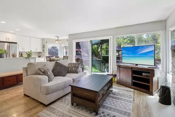 Oceanside, CA 92054,2277 Dunstan Street