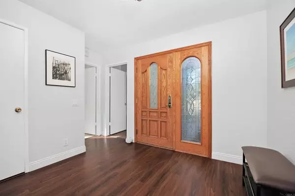 Oceanside, CA 92057,3701 CLOVE WAY