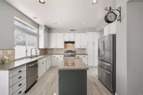 Oceanside, CA 92056,3678 Via Bernardo