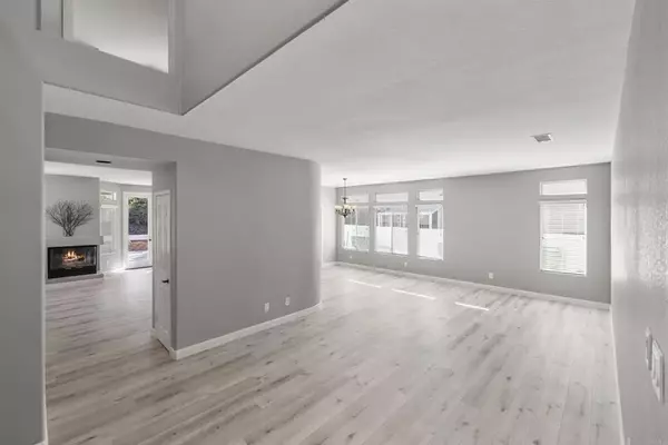 Oceanside, CA 92056,3678 Via Bernardo