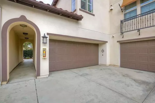 Carlsbad, CA 92011,1710 Fairlead Avenue