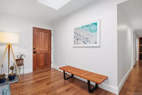 Carlsbad, CA 92009,6720 Antilope Street