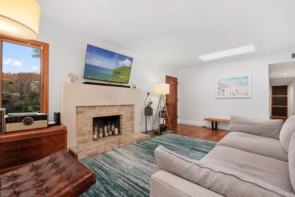 Carlsbad, CA 92009,6720 Antilope Street