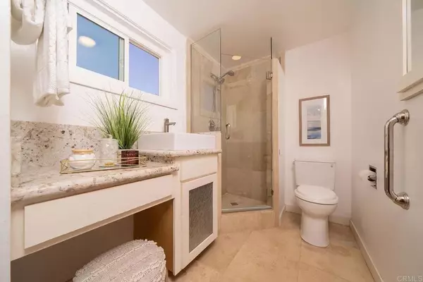 Del Mar, CA 92014,386 13th Street