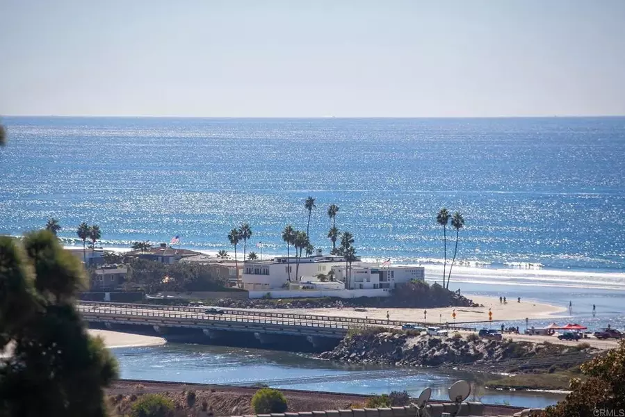 338 Shoemaker, Solana Beach, CA 92075