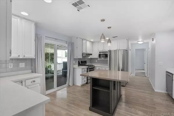 San Marcos, CA 92078,650 S Rancho Santa Fe #103