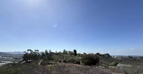 Vista, CA 92084,1 Esplendido Ave