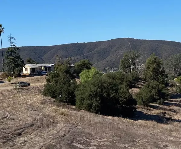 1320 Richland Rd, San Marcos, CA 92069