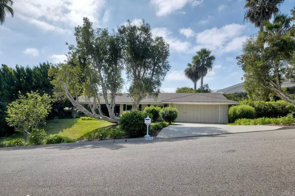 Carlsbad, CA 92009,2017 Caracol Ct